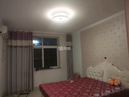 华夏鄃鑫苑3室2厅1卫出租，要求女生