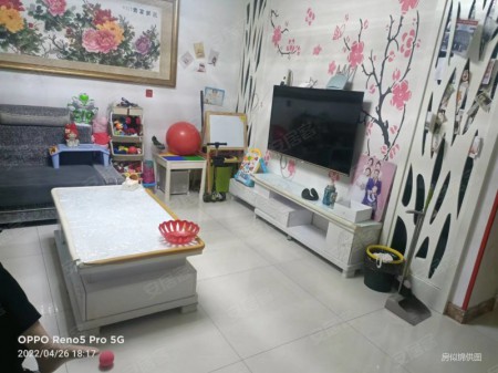 绿岛华府3室2厅1卫103平 精装修76万