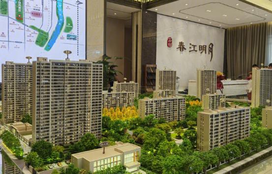 石榴春江明月 